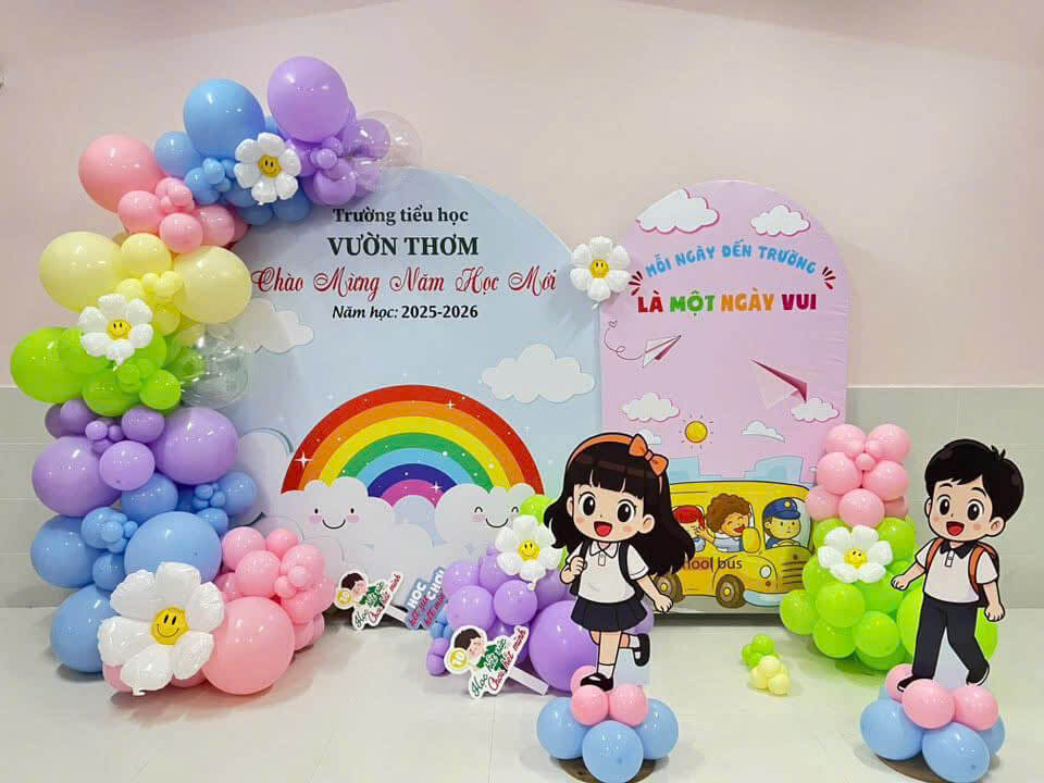 MẪU CỔNG BONG BÓNG - BACKDROP TRANG TRÍ KHAI GIẢNG NĂM HỌC